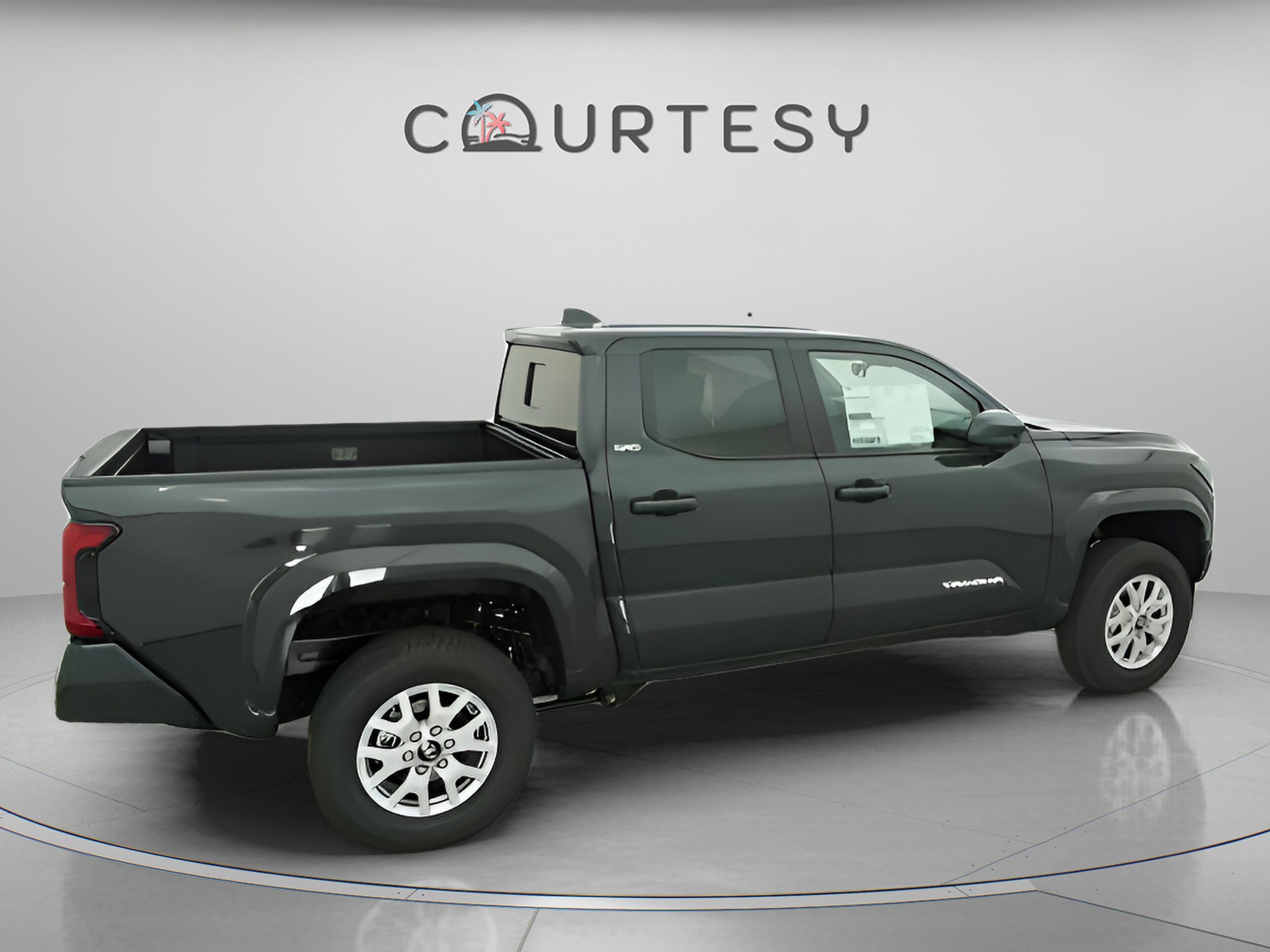 2026 Toyota Tacoma SR5 - Photo 14