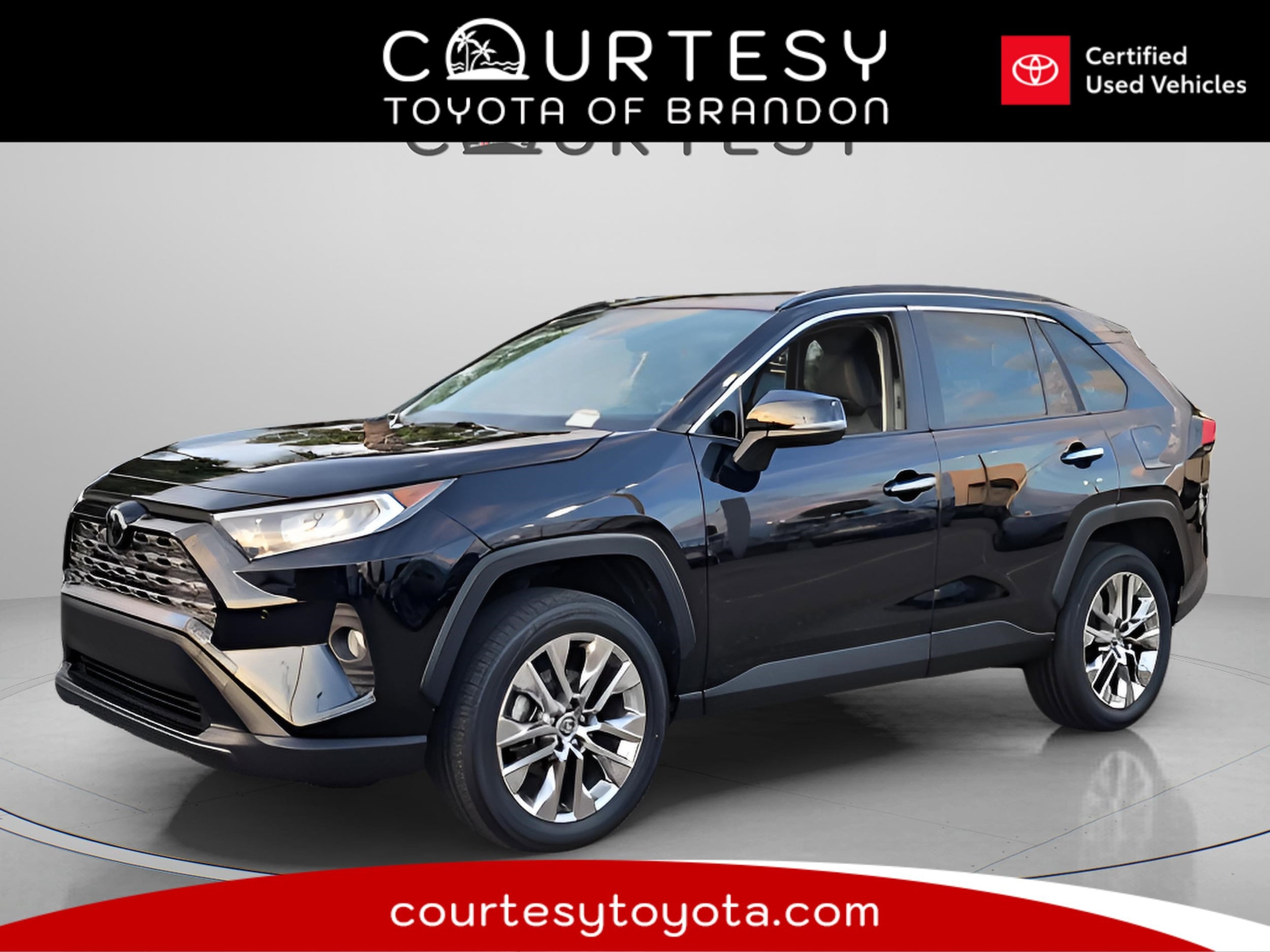 2021 Toyota RAV4 Limited's photo