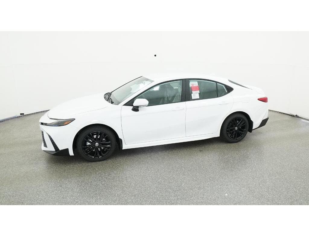 2026 Toyota Camry SE photo 2