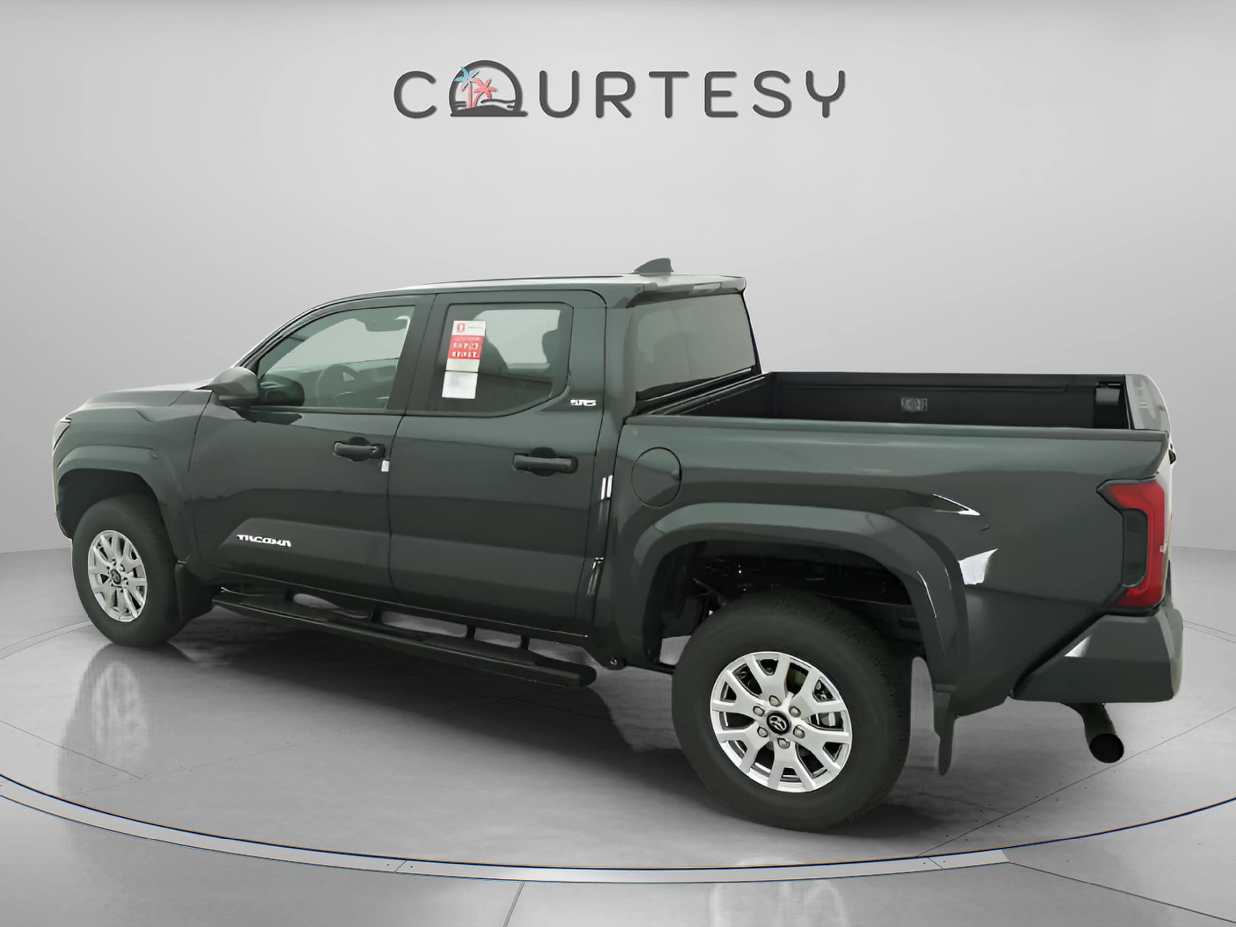2026 Toyota Tacoma SR5 - Photo 6