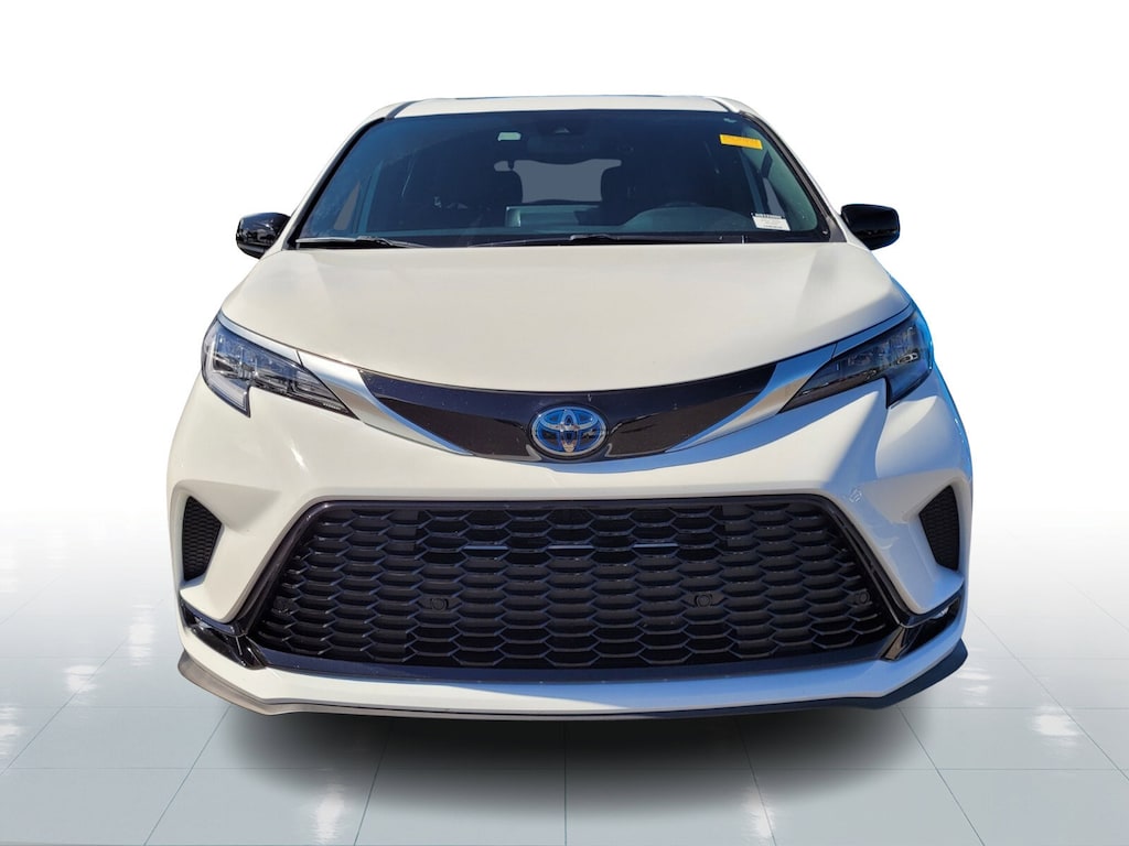Certified 2022 Toyota Sienna XSE 7 Passenger Van Passenger Van