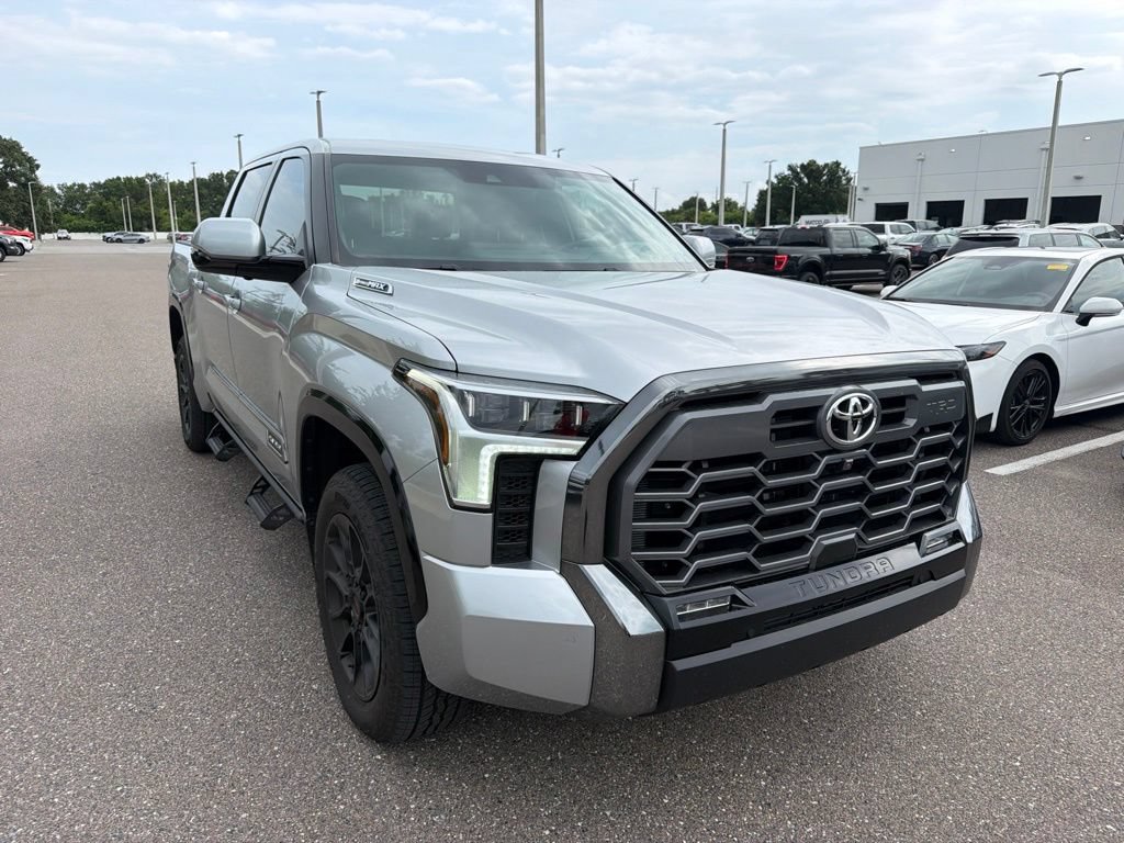 2025 Toyota Tundra Platinum - Photo 30