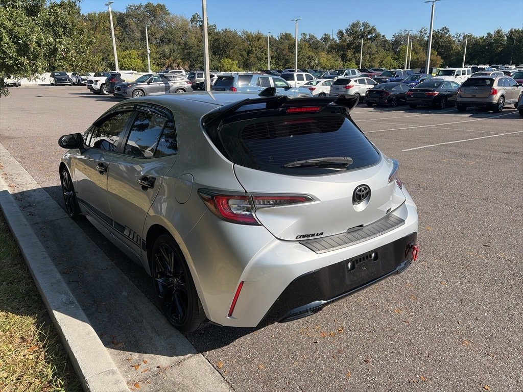 Used 2021 Toyota Corolla Hatchback SE Hatchback