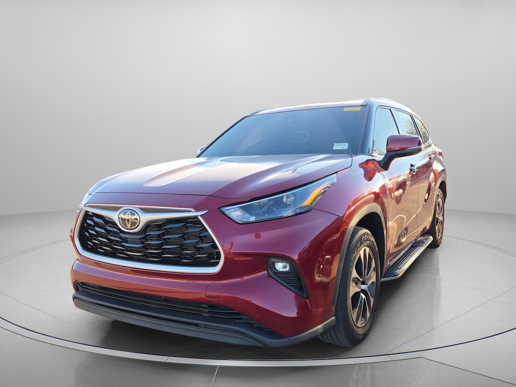 Certified 2022 Toyota Highlander XLE SUV