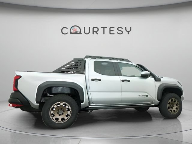 2025 Toyota Tacoma Trailhunter - Photo 16