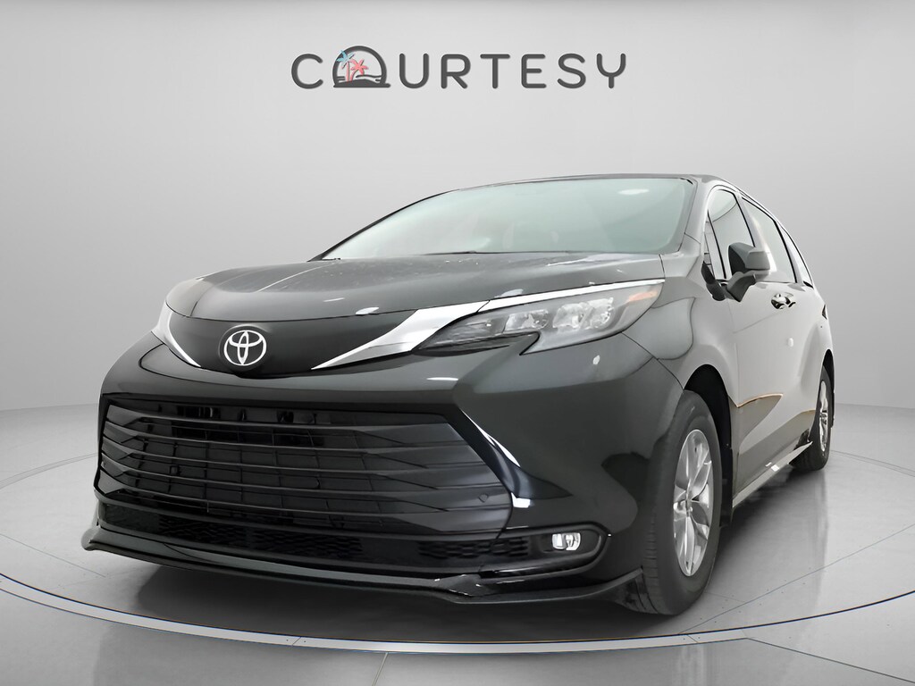 New 2026 Toyota Sienna XLE Van Passenger Van