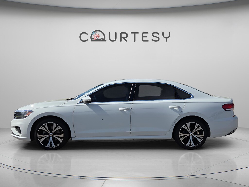 Used 2021 Volkswagen Passat 2.0T SE Sedan