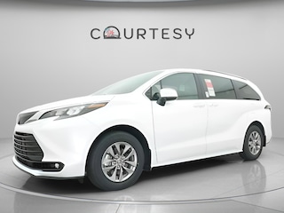 2026 Toyota Sienna XLE Van Passenger Van