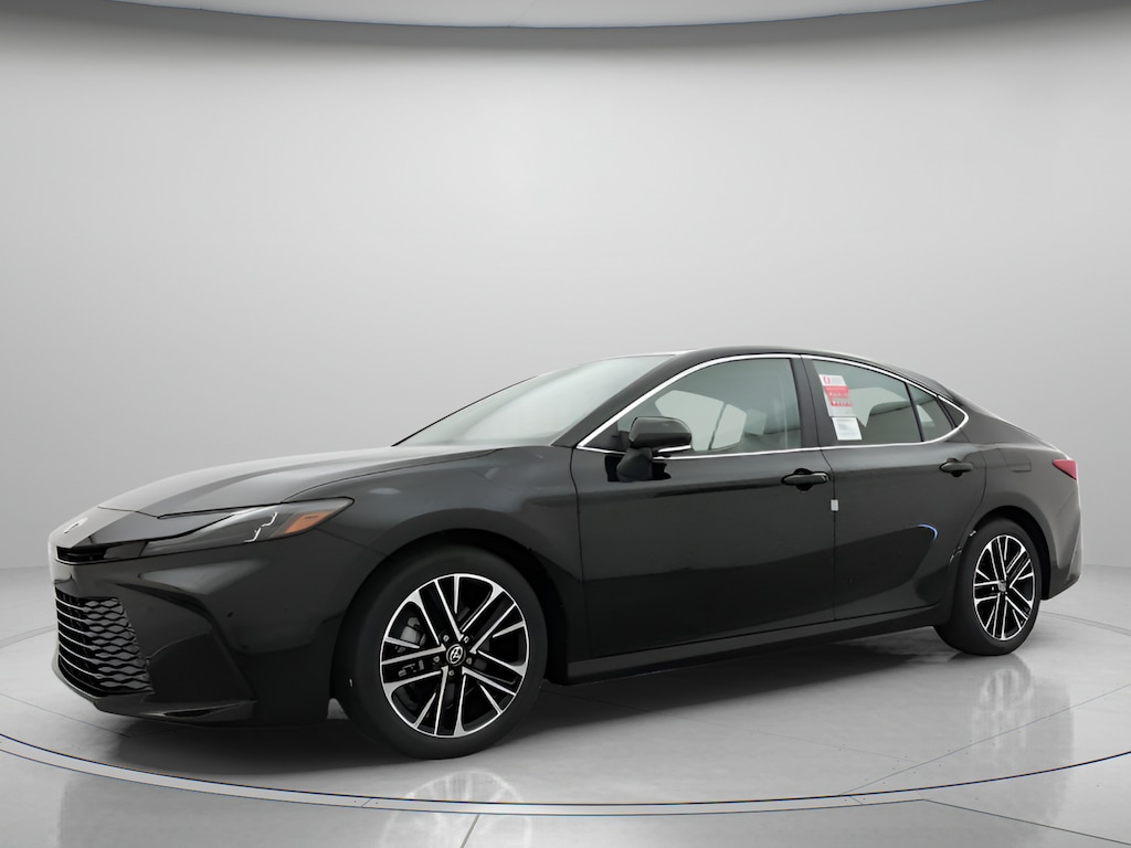 Used 2025 Toyota Camry XLE Sedan