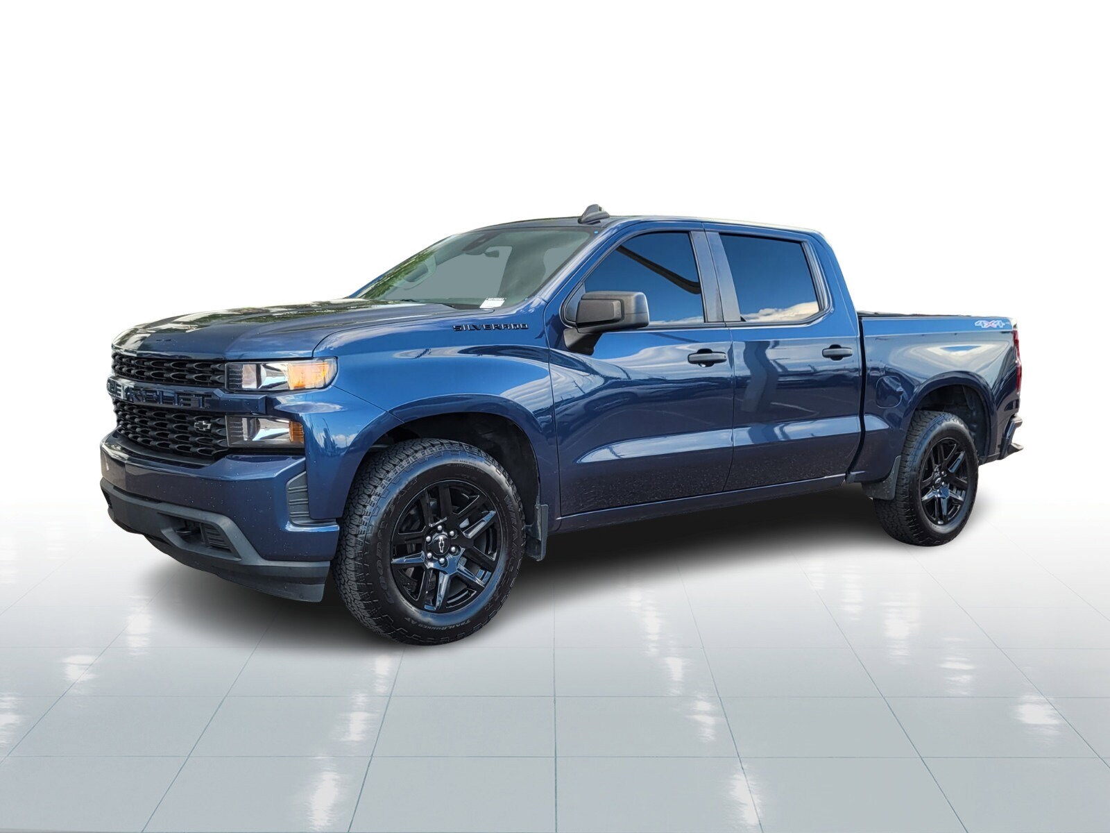 2022 Chevrolet Silverado 1500 Custom photo 2