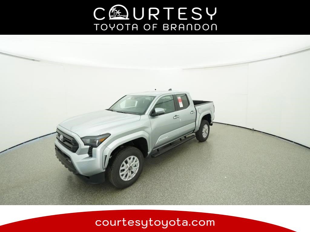 2025 Toyota Tacoma SR5's photo