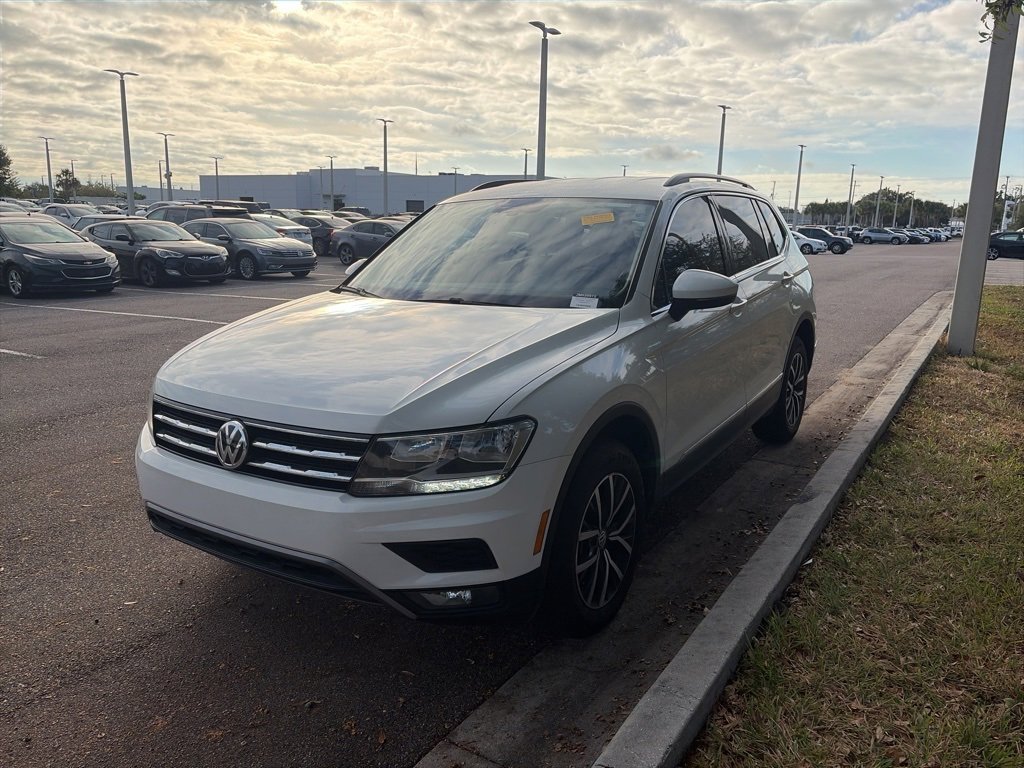 2018 Volkswagen Tiguan SE's photo