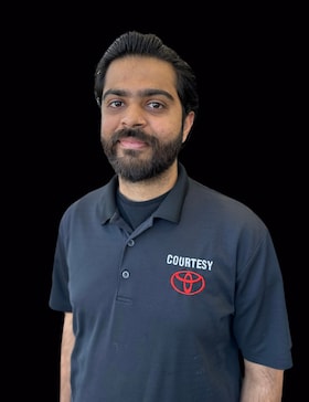 Staff member Abbas Nasser from ID_d4b298cd5986