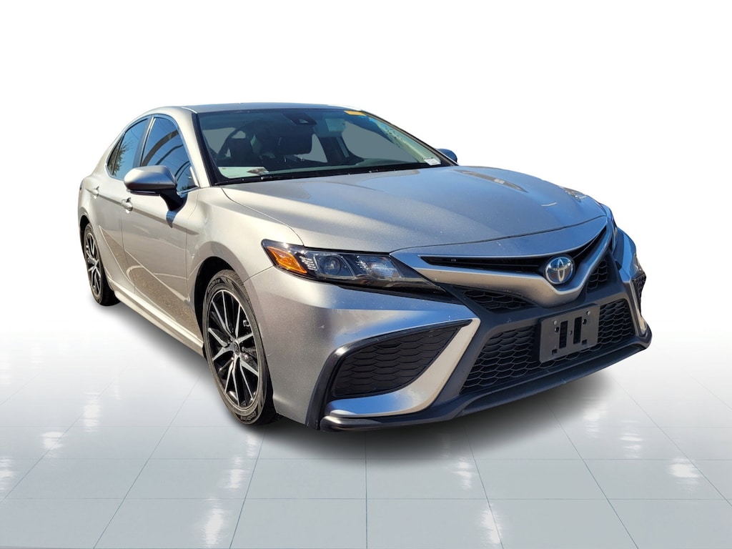 Certified 2023 Toyota Camry Hybrid SE Sedan