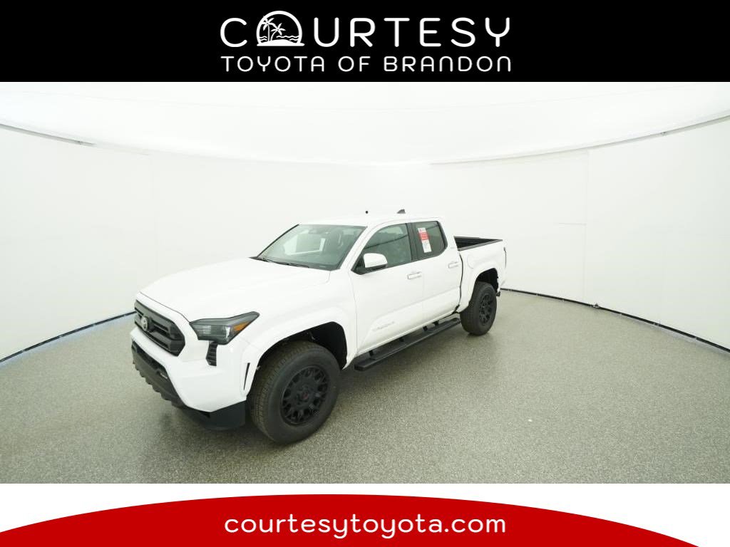 2025 Toyota Tacoma SR5's photo