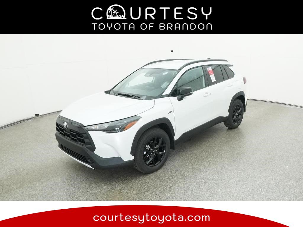 2026 Toyota Corolla Cross LE's photo