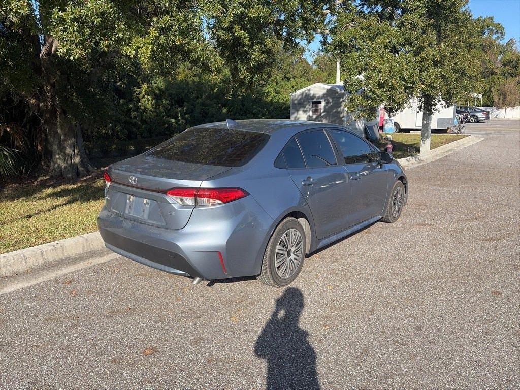 Used 2021 Toyota Corolla LE Sedan