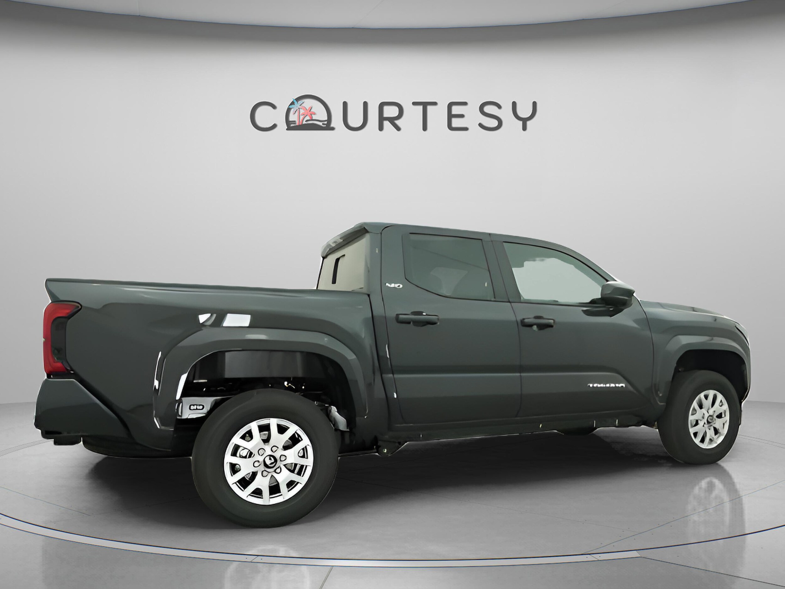 2026 Toyota Tacoma SR5 - Photo 15