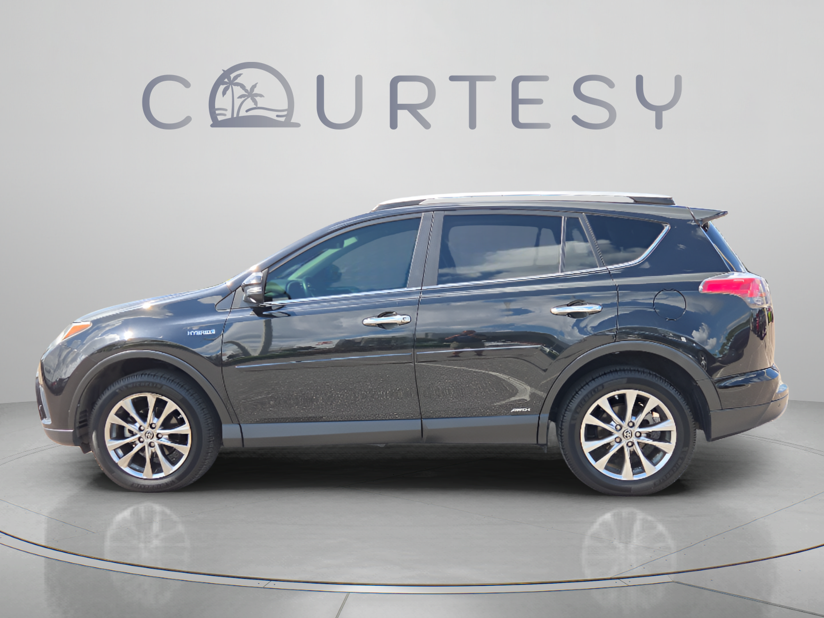 Used 2016 Toyota RAV4 Hybrid Limited SUV