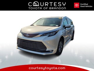 2021 Toyota Sienna XLE Van