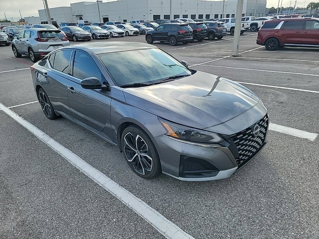 Used 2024 Nissan Altima 2.5 SR Sedan