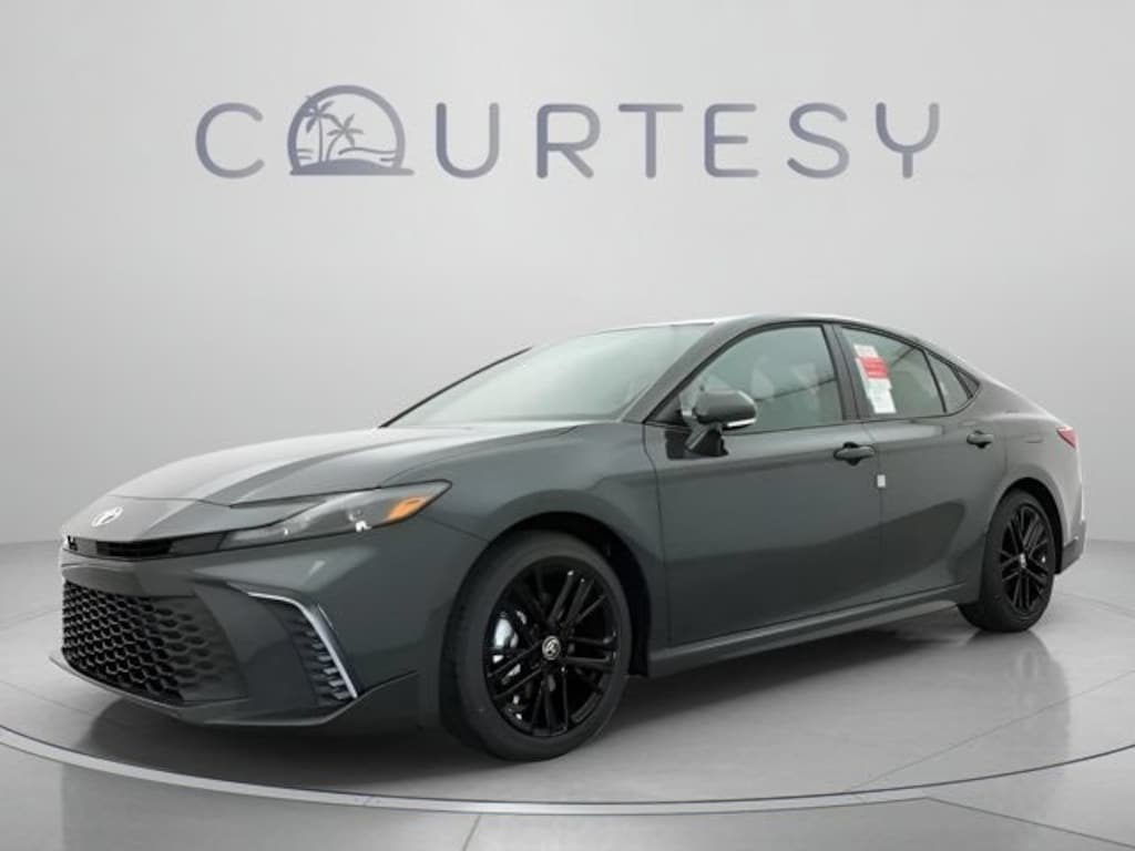 Used 2026 Toyota Camry SE Sedan