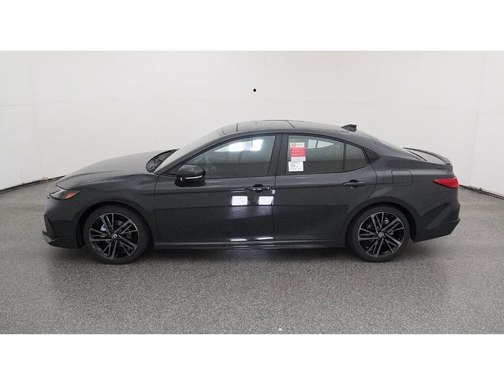 2026 Toyota Camry XSE photo 3