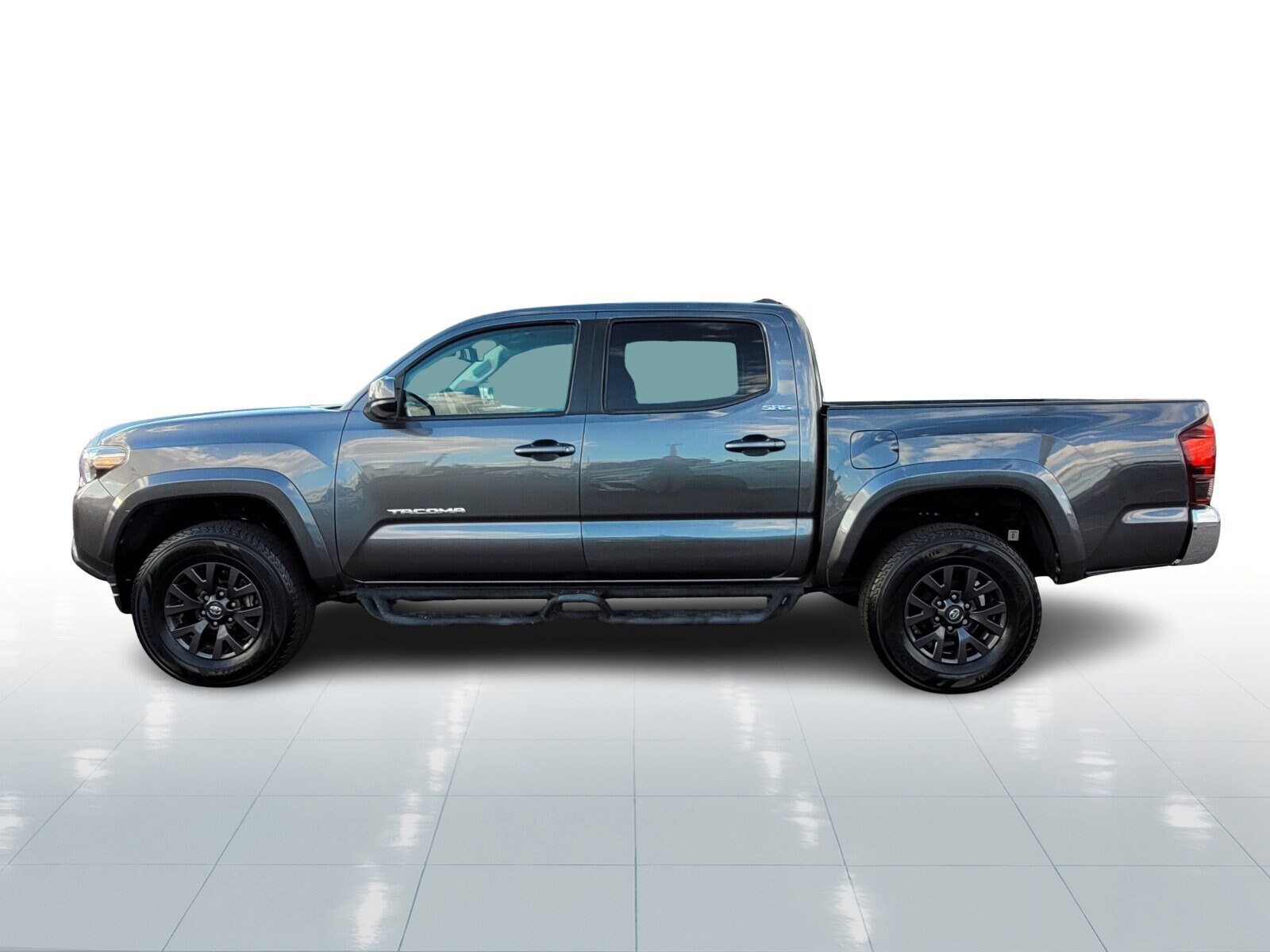 2021 Toyota Tacoma SR5 V6 photo 3
