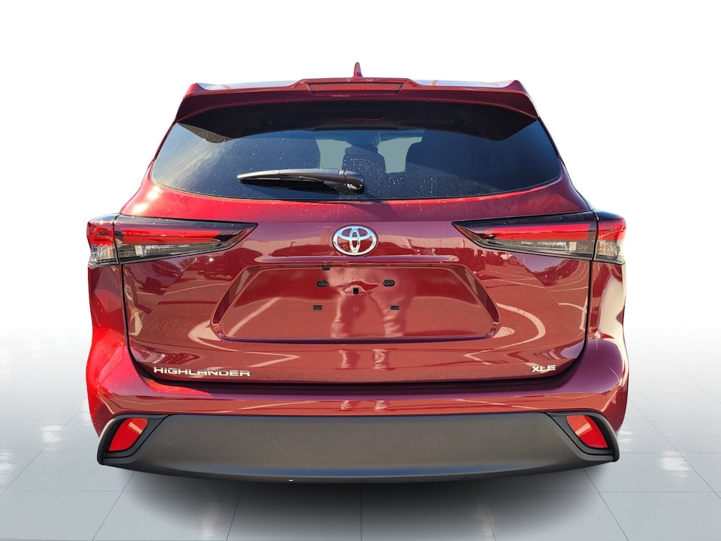 Certified 2025 Toyota Highlander XLE SUV