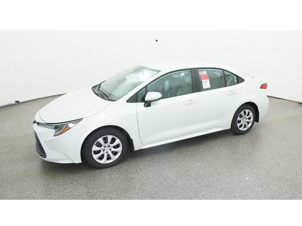 2026 Toyota Corolla LE photo 2