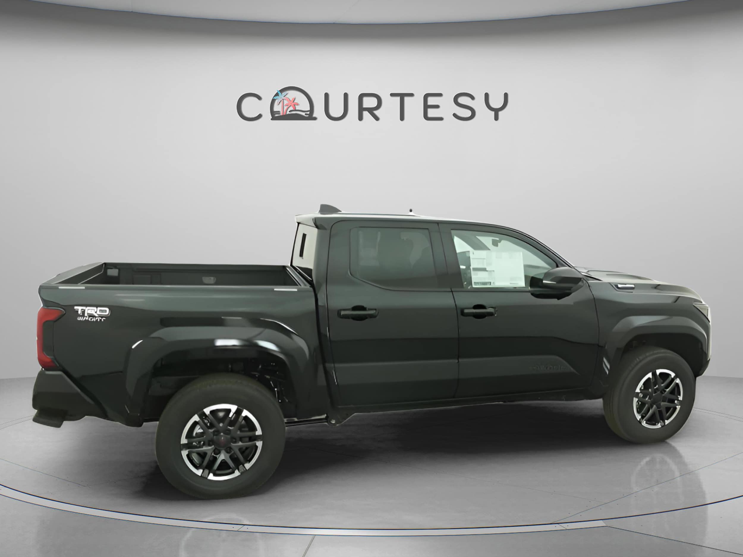 2026 Toyota Tacoma TRD Sport - Photo 14