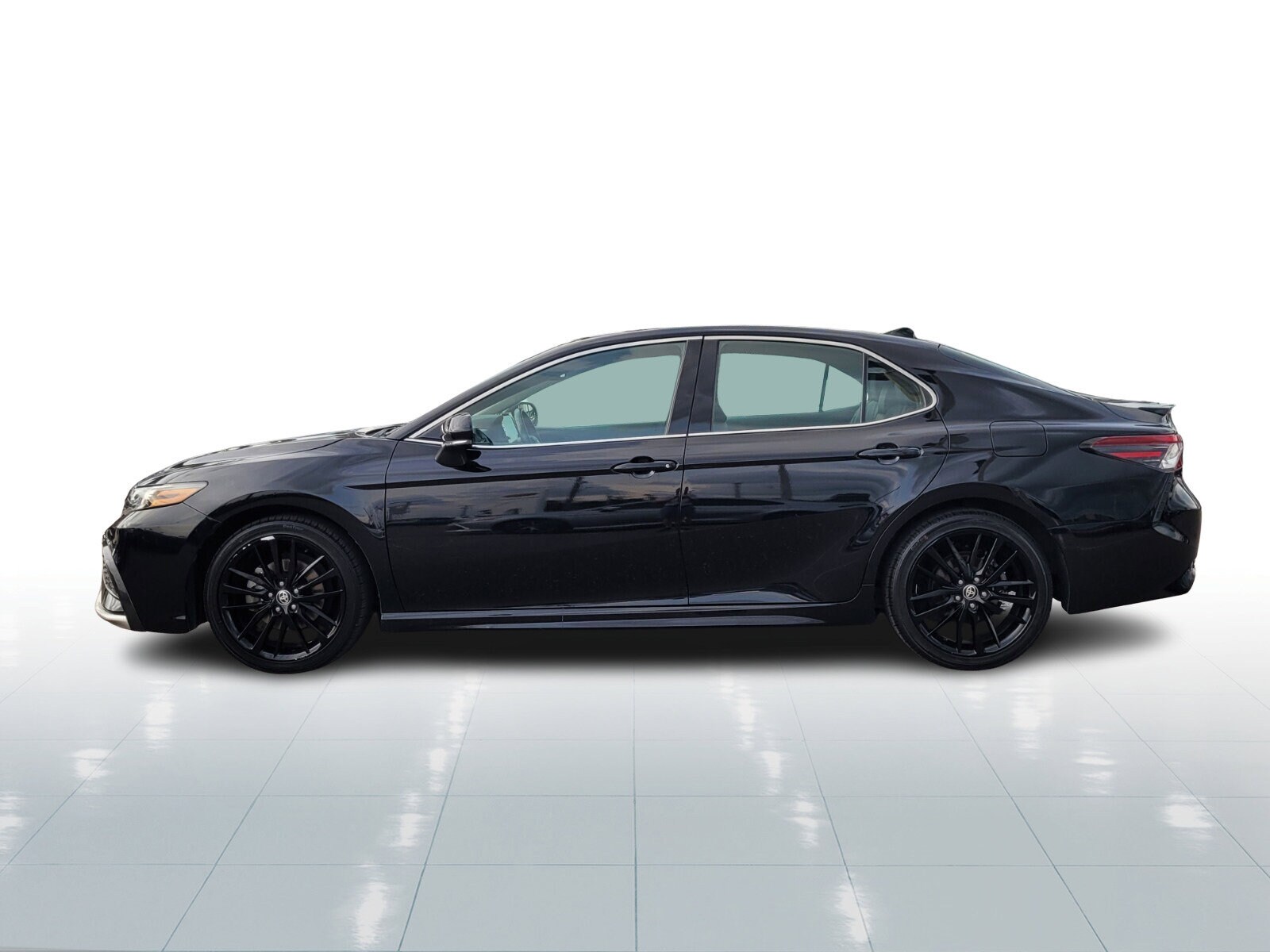 2023 Toyota Camry XSE photo 3