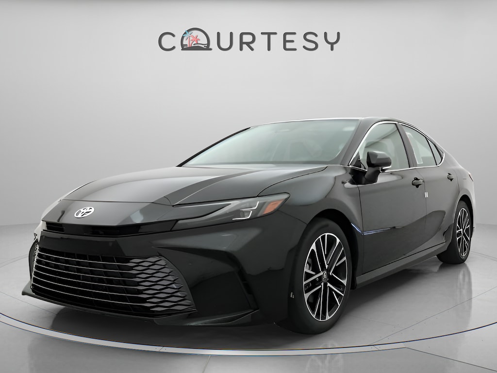 Used 2025 Toyota Camry XLE Sedan