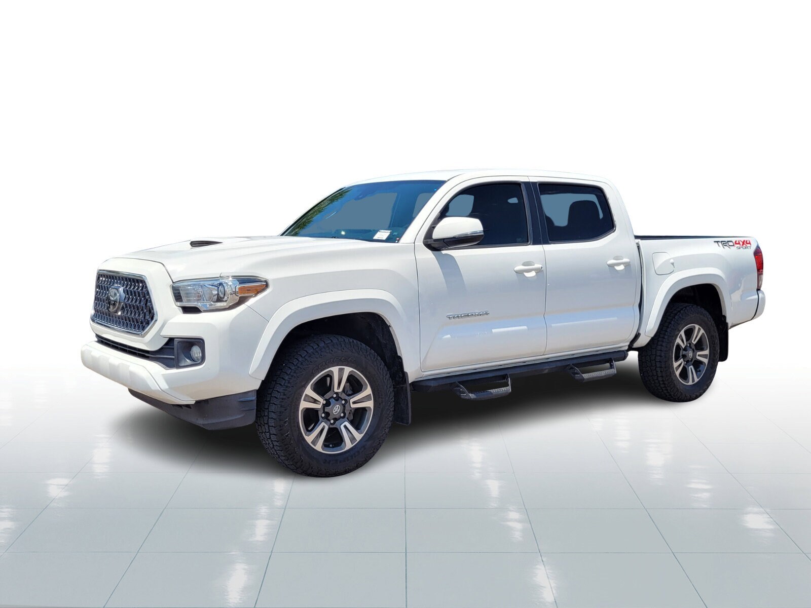 2019 Toyota Tacoma TRD Sport V6 photo 2