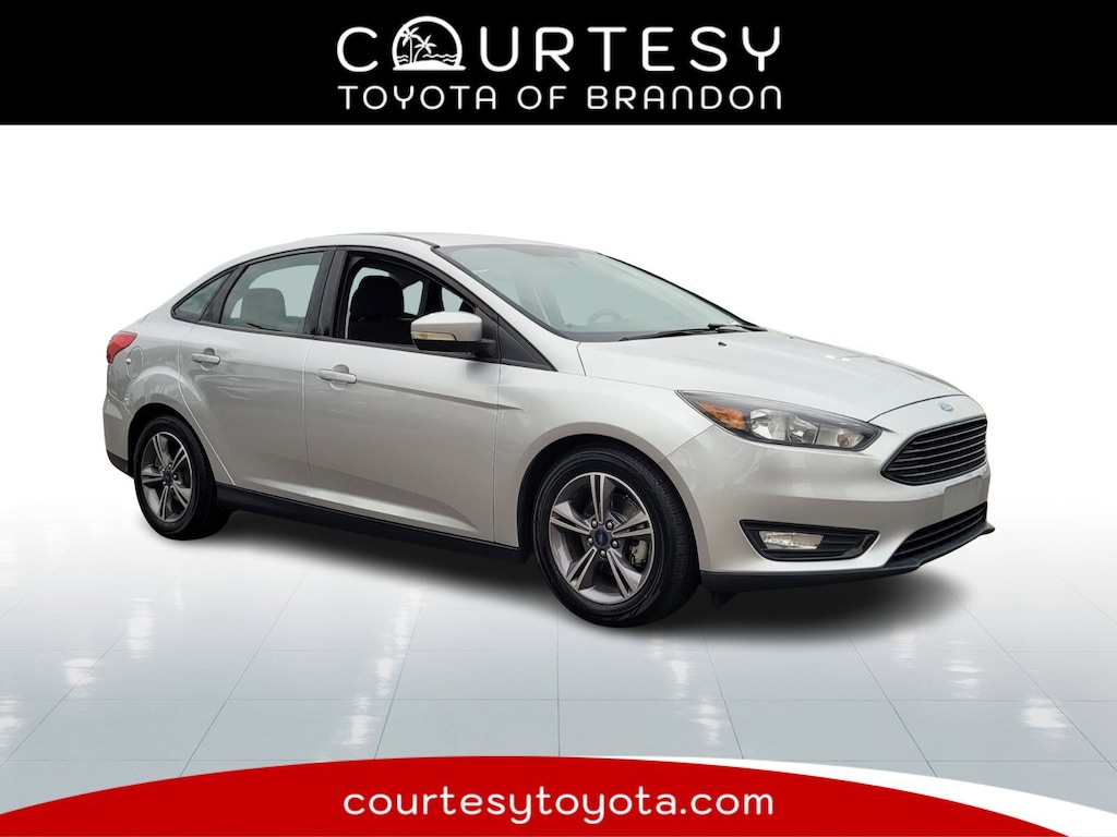 Used 2017 Ford Focus SE Sedan