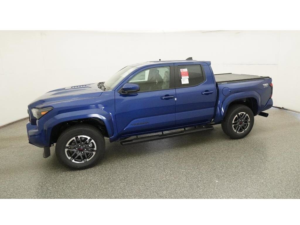 2025 Toyota Tacoma TRD Sport Double Cab photo 2