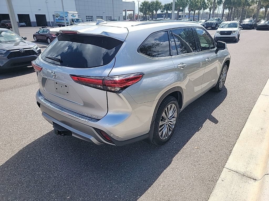 Used 2021 Toyota Highlander Platinum SUV