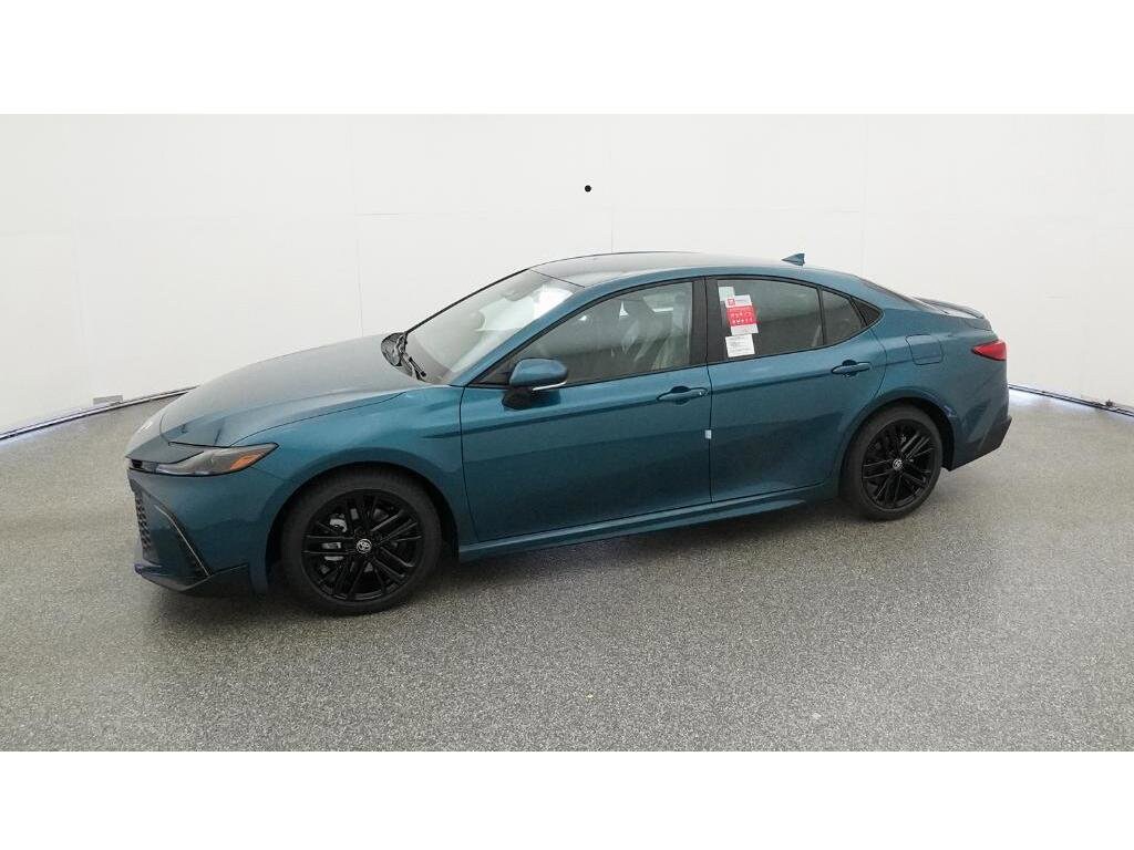 2026 Toyota Camry SE photo 2