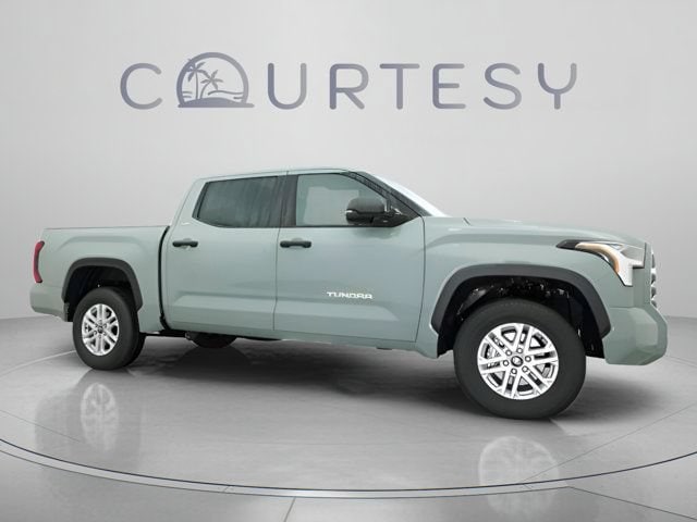 2025 Toyota Tundra SR5 - Photo 19