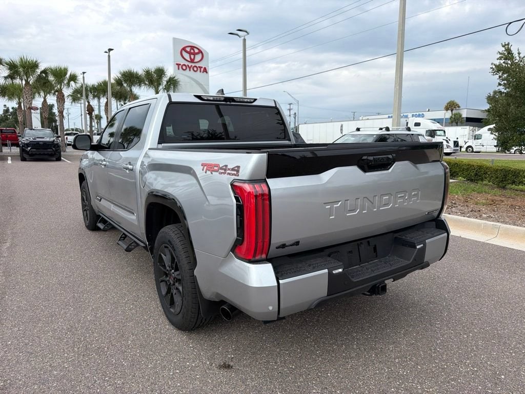 2025 Toyota Tundra Platinum - Photo 32