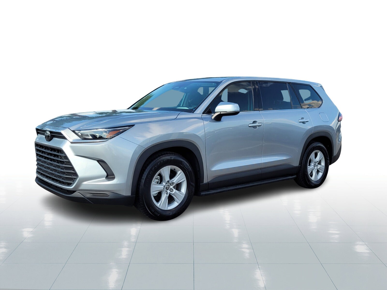 2025 Toyota Grand Highlander LE photo 2