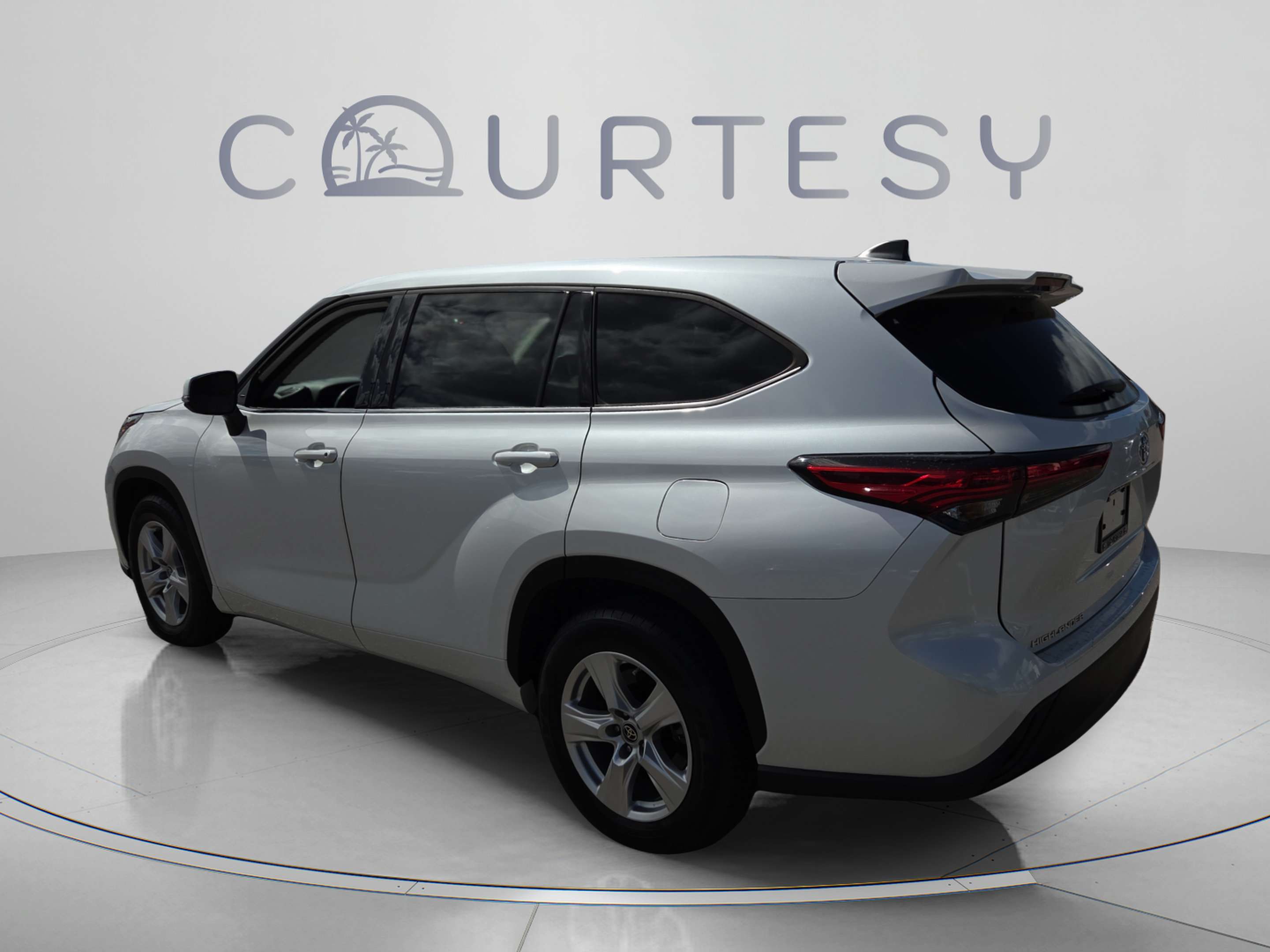 Certified 2022 Toyota Highlander LE SUV