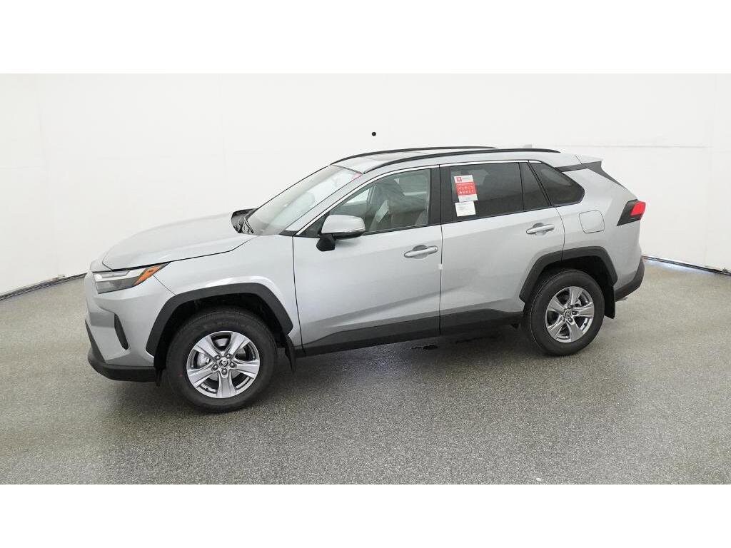 New 2025 Toyota RAV4 XLE SUV