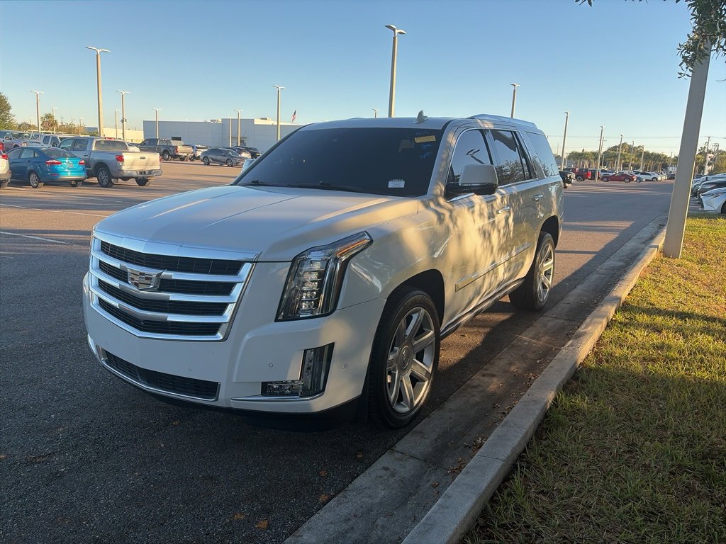 2020 Cadillac Escalade Premium Luxury's photo