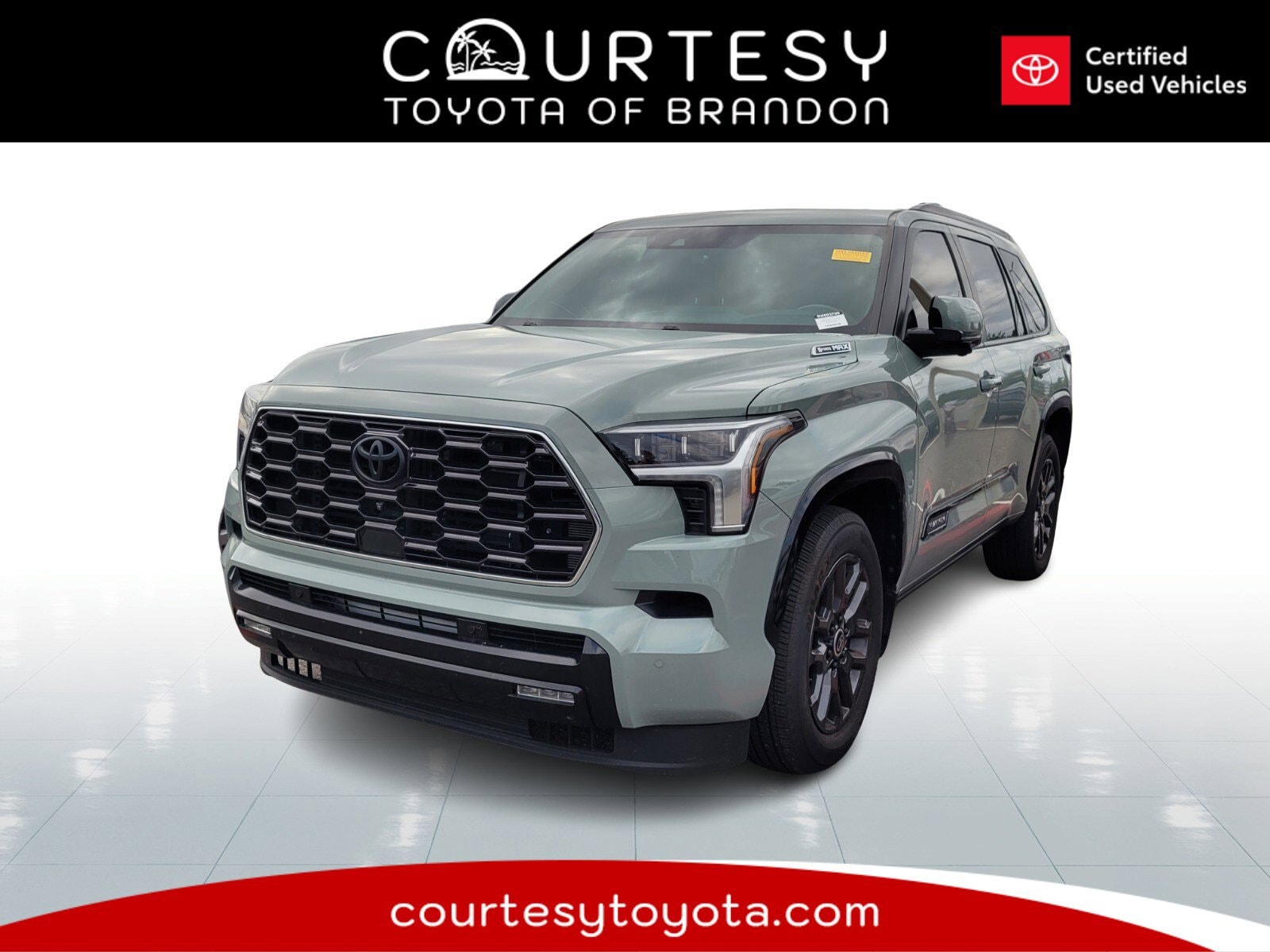 2024 Toyota Sequoia Platinum's photo
