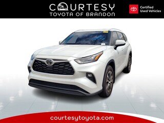 2022 Toyota Highlander XLE SUV