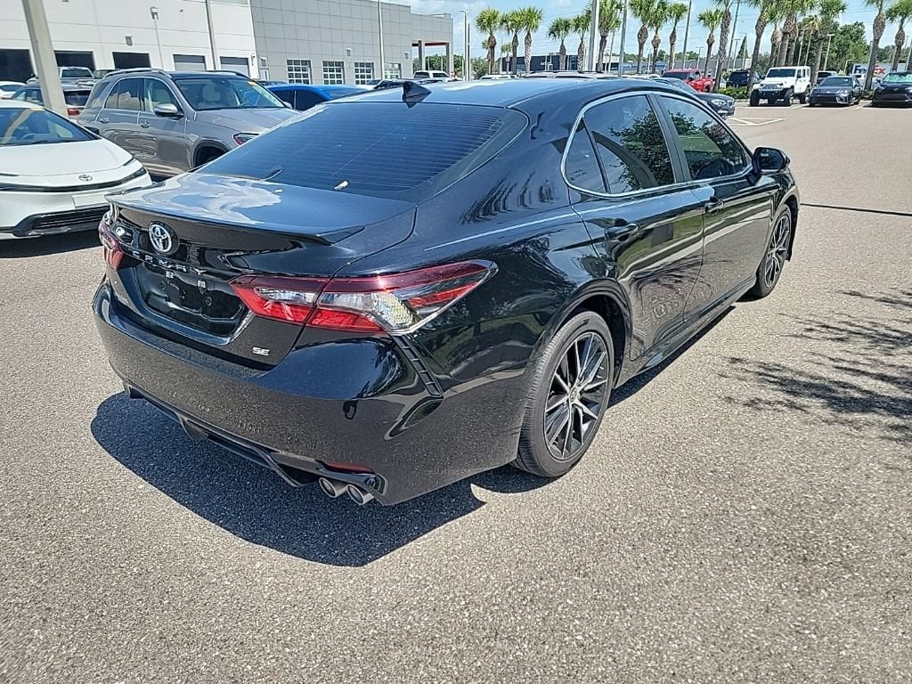 Used 2022 Toyota Camry SE Sedan