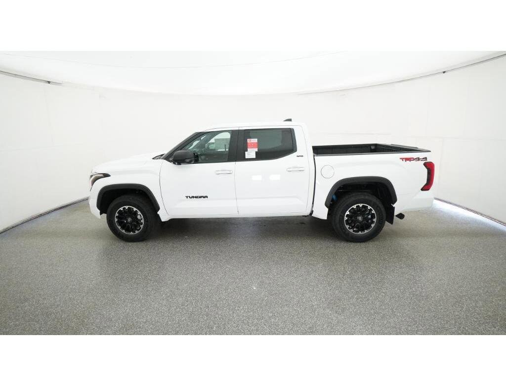 2026 Toyota Tundra SR5 CrewMax photo 2