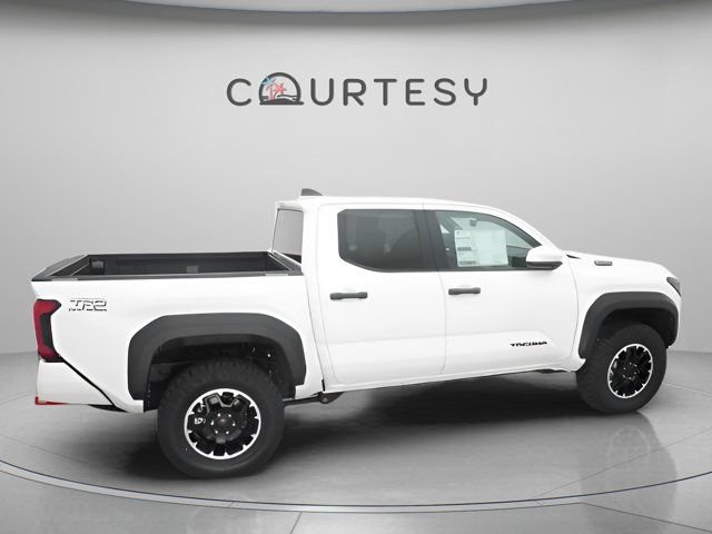 2025 Toyota Tacoma TRD Off Road - Photo 18