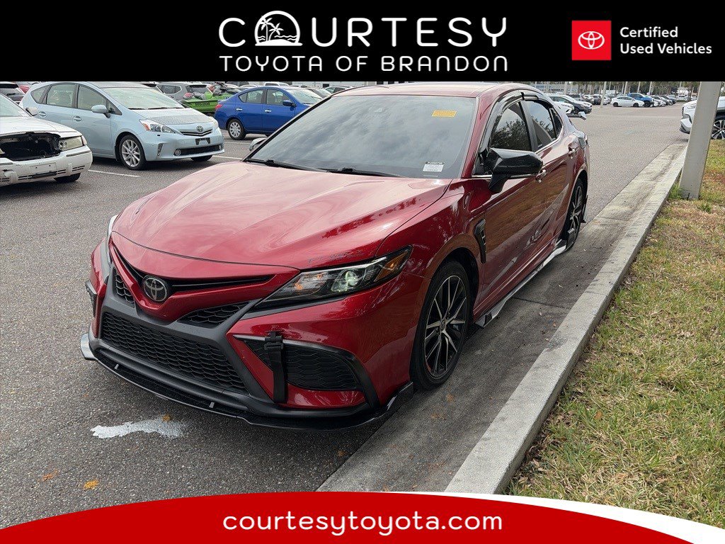 2023 Toyota Camry SE